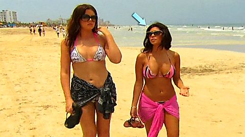 Pic: Kourtney Kardashian in Kourtney & Khloé Take Miami (2009)