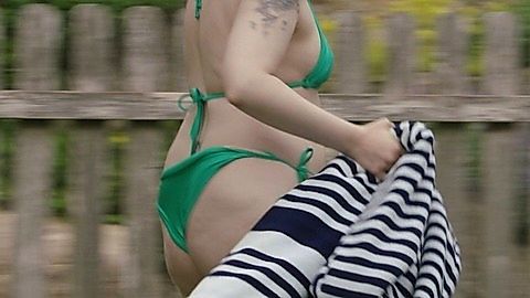Pic: Lena Dunham in Girls (2012)