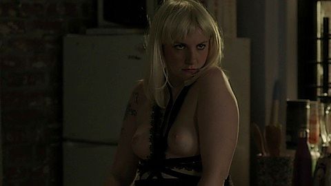 Pic: Lena Dunham in Girls (2012)