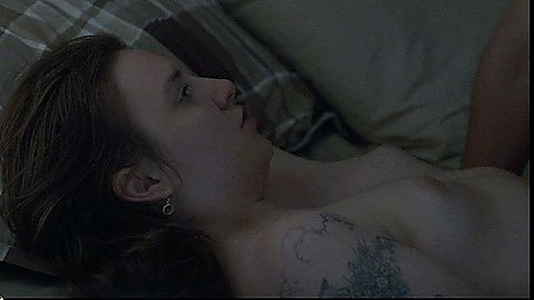 Pic: Lena Dunham in Girls (2012)