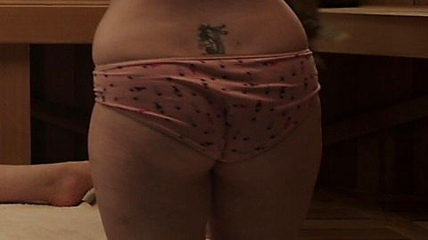 Pic: Lena Dunham in Girls (2012)