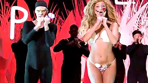 Pic: Lady Gaga in MTV Video Music Awards (1984)