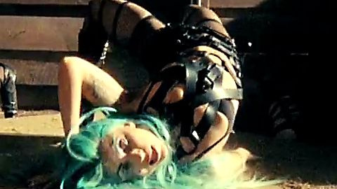 Pic: Lady Gaga in Yoü and I (2011)
