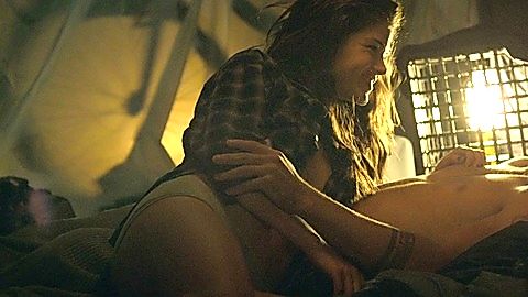 Pic: Marie Avgeropoulos in Tracers (2015)