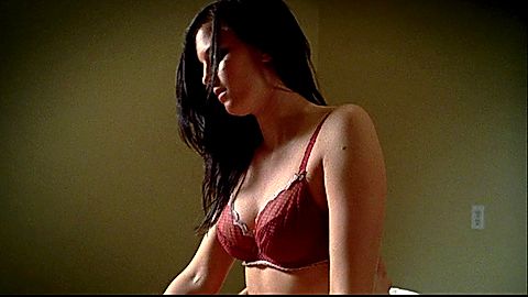 Pic: Stephanie Banting in Scarce (2008)
