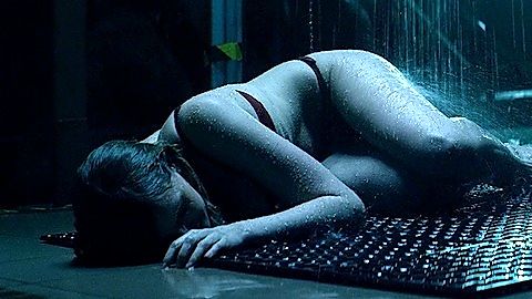 Pic: Lydia Hearst in Cabin Fever: Patient Zero (2014)