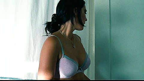 Pic: Olivia Munn in The Babymakers (2012)
