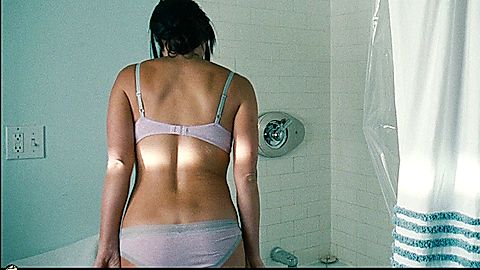 Pic: Olivia Munn in The Babymakers (2012)