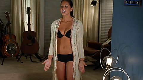 Pic: Olivia Munn in Freeloaders (2011)