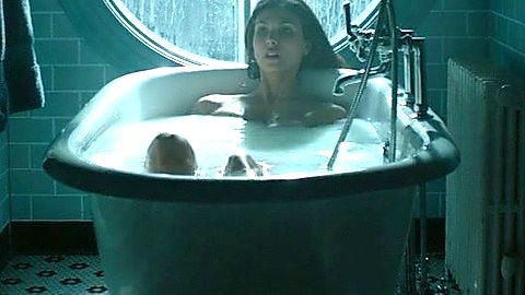 Pic: Morena Baccarin in Gotham