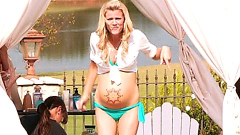 Pic: Brooklyn Decker in What to Expect When You're Expecting (2012)