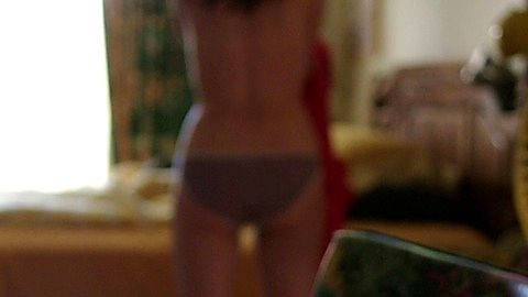 Pic: Kristen Wiig in Welcome to Me (2015)
