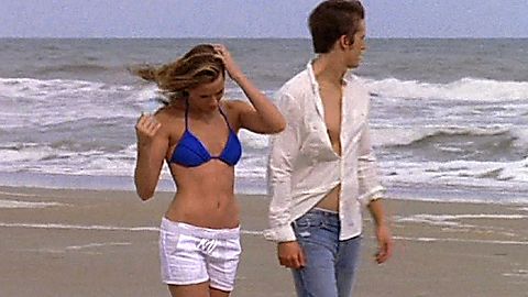 Pic: Shantel VanSanten in One Tree Hill (2003)
