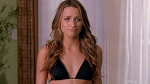 Pic: Shantel VanSanten in One Tree Hill (2003)