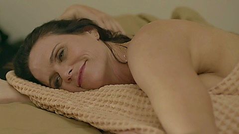 Pic: Amy Landecker in Transparent (2014)