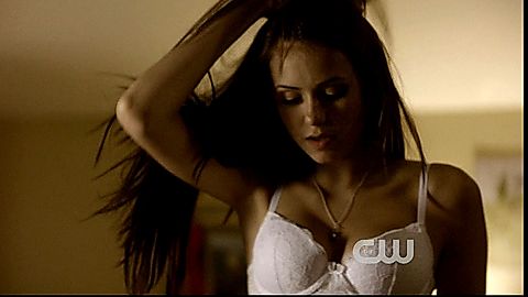Pic: Nina Dobrev in The Vampire Diaries (2009)