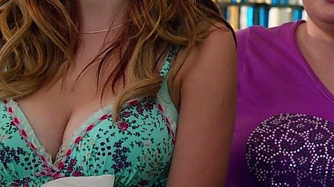 Pic: Alexis Knapp in Pitch Perfect 2 (2015)