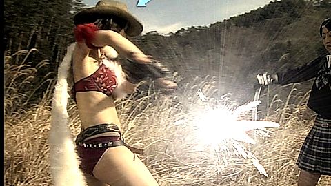 Pic: Eri Otoguro in Onechanbara - Zombie Bikini Squad (2008)