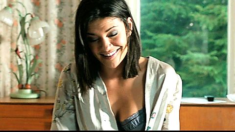 Pic: Jessica Szohr in Love Bite (2012)