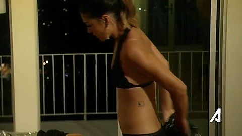 Pic: Jessica Szohr in Kingdom (2014)