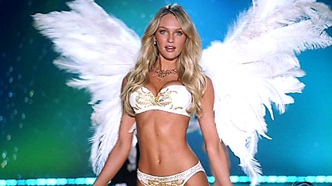 Pic: Candice Swanepoel in The Victoria's Secret Fashion Show 2010 (2010)