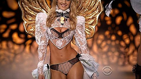 Pic: Candice Swanepoel in The Victoria's Secret Fashion Show 2011 (2011)