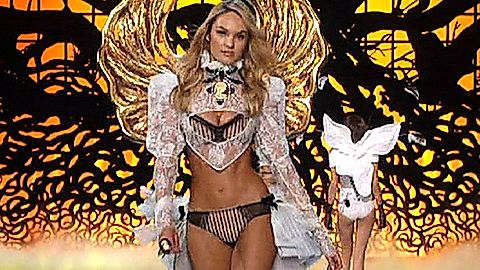 Pic: Candice Swanepoel in The Victoria's Secret Fashion Show 2011 (2011)