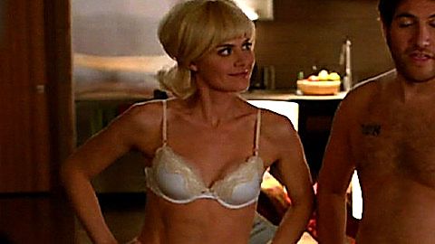 Pic: Eliza Coupe in Happy Endings (2011)