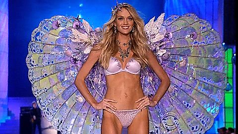 Pic: Lindsay Ellingson in The Victoria's Secret Fashion Show 2011 (2011)