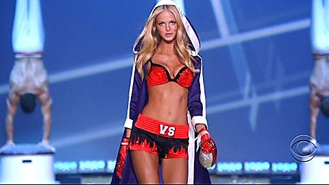 Pic: Erin Heatherton in The Victoria's Secret Fashion Show 2010 (2010)