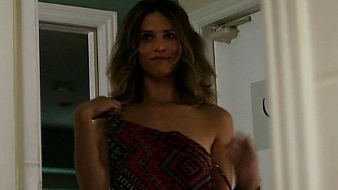 Pic: Lyndsy Fonseca in Down Dog