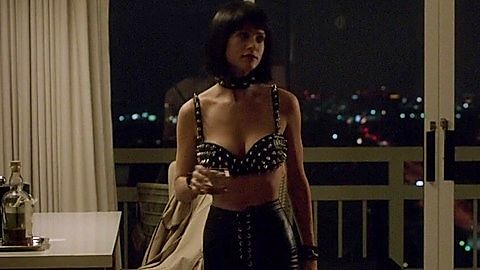 Pic: Lyndsy Fonseca in The Escort (2015)
