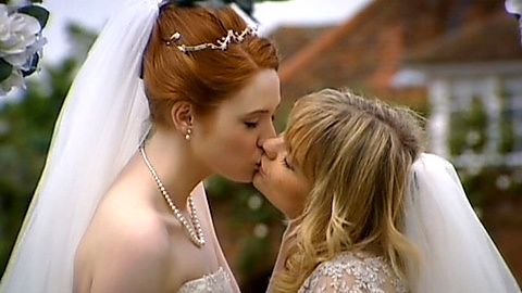 Pic: Karen Gillan in The Kevin Bishop Show (2008)