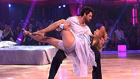 Pic: Erin Andrews in Dancing with the Stars (2005)