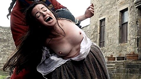 Pic: Laura Donnelly in Outlander (2014)