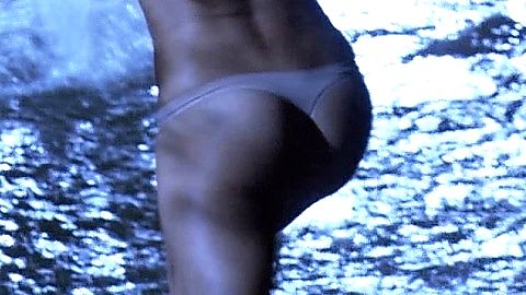 Pic: Elise Avellan in The Black Waters of Echo's Pond (2009)