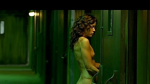 Pic: Ashlynn Yennie in The Scribbler (2014)