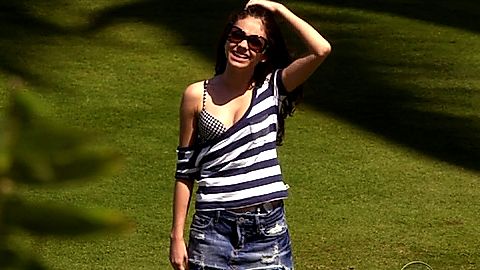 Pic: Sarah Hyland in Modern Family