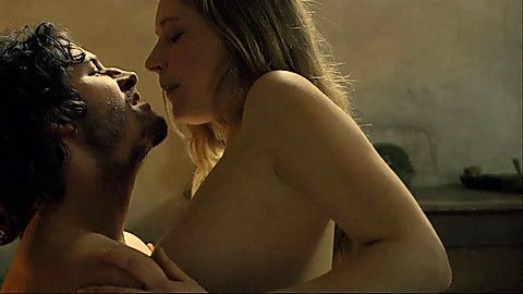 Pic: Ophélia Kolb in La commanderie