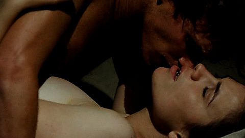 Pic: Hayley Atwell in The Pillars of the Earth (2010)