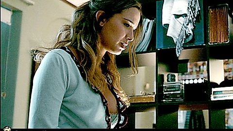 Pic: Tahyna Tozzi in Needle (2010)