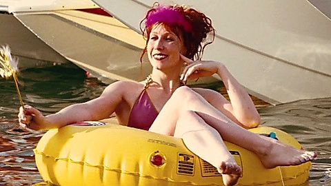 Pic: Bonnie Morgan in Piranha 3D (2010)