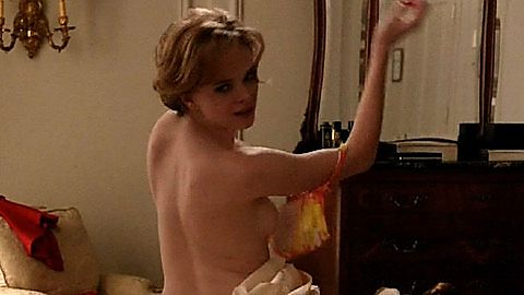 Pic: Danielle Panabaker in Mad Men (2007)