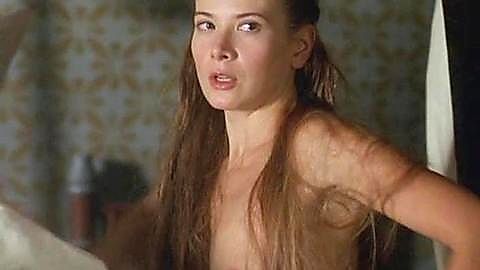 Pic: Yuliya Vysotskaya in The Lion in Winter (2003)
