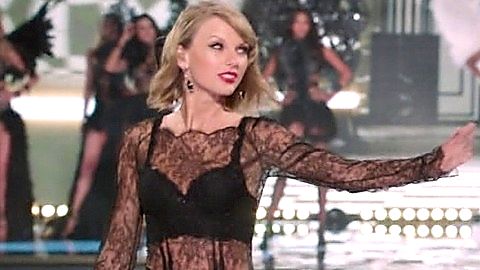 Pic: Taylor Swift in The Victoria's Secret Fashion Show 2014