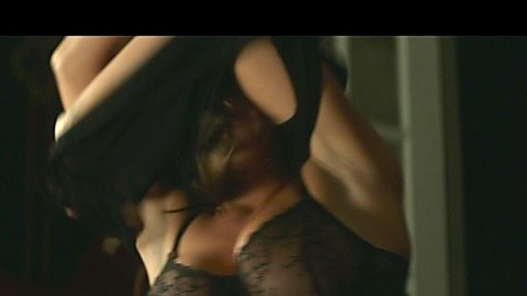 Pic: Addison Timlin in That Awkward Moment (2014)
