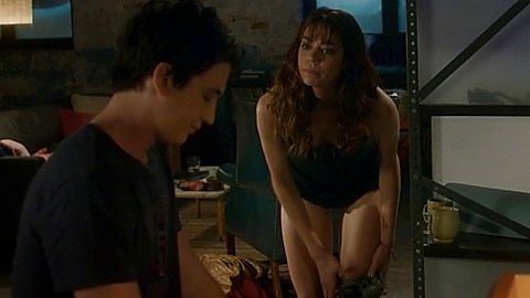 Pic: Analeigh Tipton in Two Night Stand (2014)