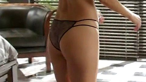 Pic: Necar Zadegan in Girlfriends' Guide to Divorce (2014)