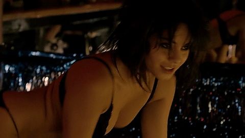Pic: Vanessa Hudgens in The Frozen Ground (2013)