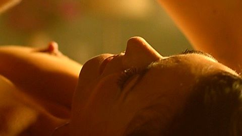Pic: Lyne Renee in Strike Back (2010)